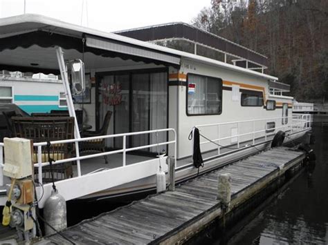 Yournewboat offers used houseboats for sale on lake cumberland kentucky. Sumerset 58 boats for sale in Kentucky