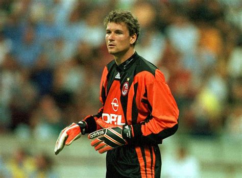 A lasting marriage of greatness and chaos. O goleiro Jens Lehmann não fez bom negócio ao rejeitar o ...