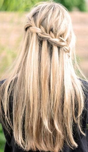 Just take a look at how amazing a guy can look with a long mane. Cool Hairstyles for girls and women - yve-style.com