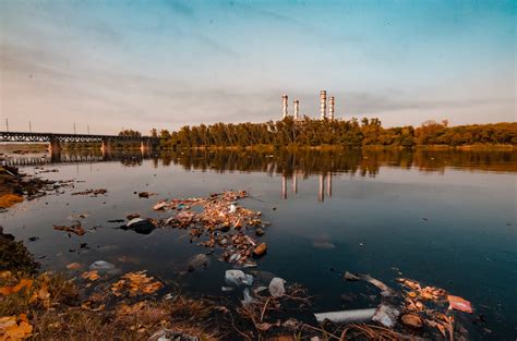 Most Polluted Rivers in United States | Environment Buddy