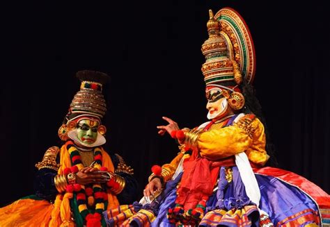 Kerala Alluring Kathakali Performance