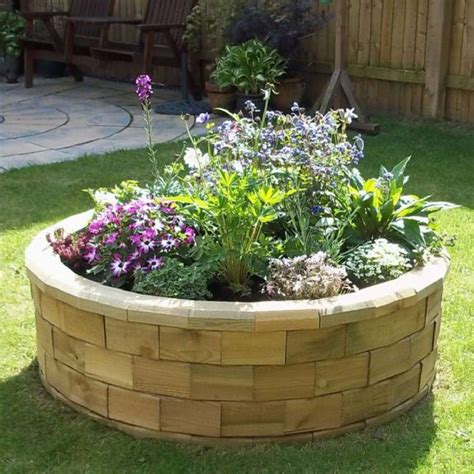 Epic 32 Amazing Beautiful Round Raised Garden Bed Ideas That You Can