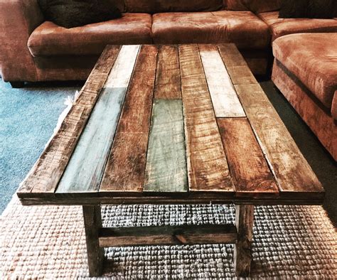 17 Crafty Handmade Pallet Wood Furniture Designs You Can Diy