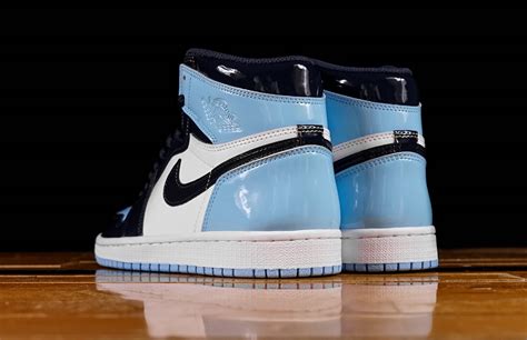 Jordan nike women's 1 retro hi premium basketball shoe 6 white. Air Jordan 1 WMNS Retro High OG UNC Patent (Blue Chill ...