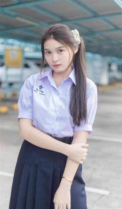 ปักพินโดย Rusdi Iskandar ใน Thai School Girls ในปี 2022 นางแบบ สาวมปลาย สาว