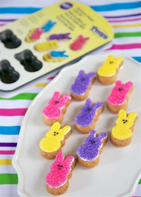 Whether you serve them after easter brunch or in the days leading up, they'll be equally delish. Peeps Pan, so stinkin' cute!!!! | Easter sweet treats ...