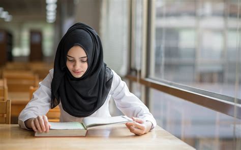 Young Muslim Women And Their Role As Citizens