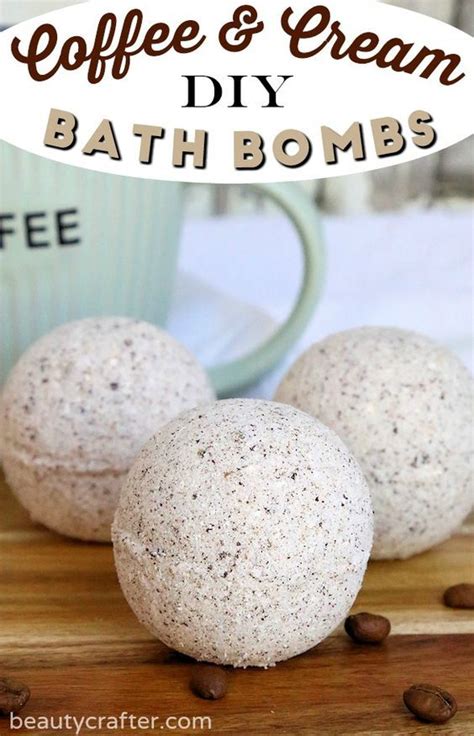It is really easy to make coffee hot chocolate bombs. DIY Coffee Bath Bomb Recipe - These coffee and cream bath ...