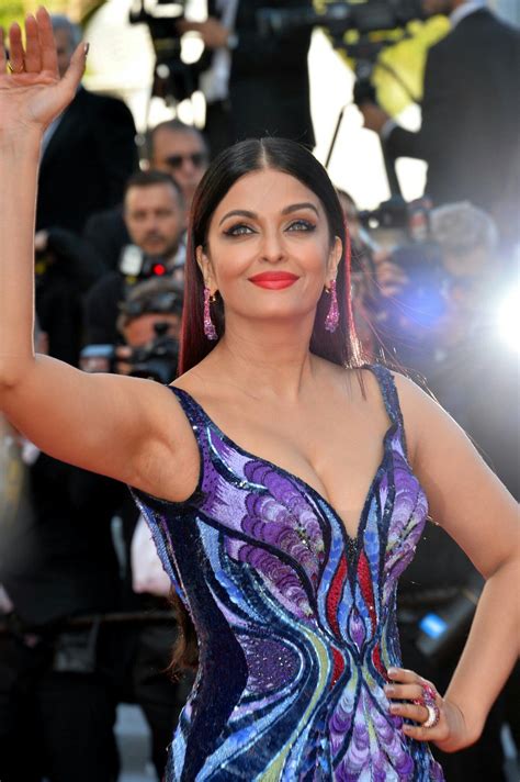 Pin By Filmydil On Aishwarya Rai Bachchan Beautiful Indian Actress Bollywood Actress