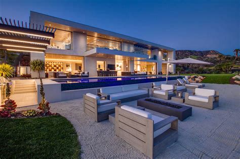 A 50 Million Malibu Mansion Brings Its Own Beach Mansion Global