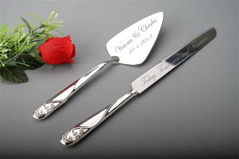 Engraved Crystal Double Hearts Wedding Cake By Aandlengraving 3999 Wedding Cake Knife And