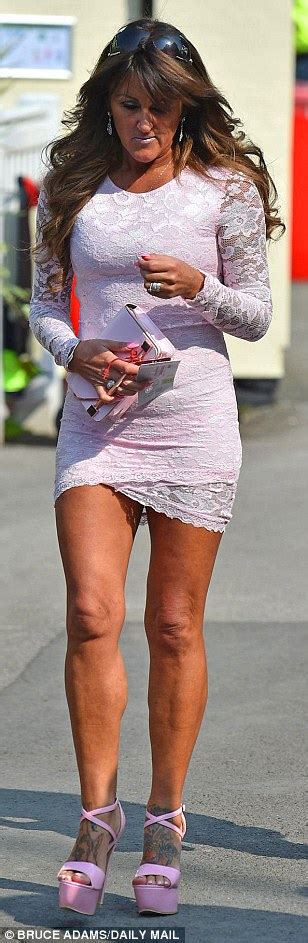 Ladies Arrive For First Day Of Crabbies Grand National 2015 At Aintree