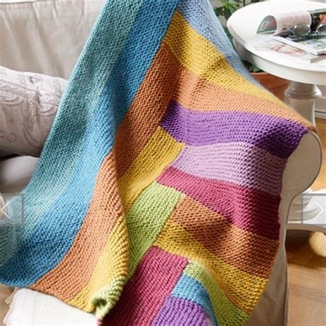 Handmade Chunky Knitted Blanket Throw With Modern Geo Pattern Etsy Uk