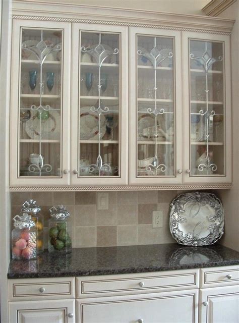 German kitchen center provides all the details that put a glass kitchen together including information on glass cabinets, countertops and appliance fronts. Ideas On Installing The Best Frosted Glass Cabinets In ...