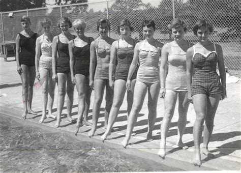 Photo Poll Who Are These Bathing Beauties Bathing Beauties Vintage Bikini Vintage Swimsuits