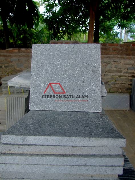 Jual Batu Alam Andesit | Distributor Batu Alam