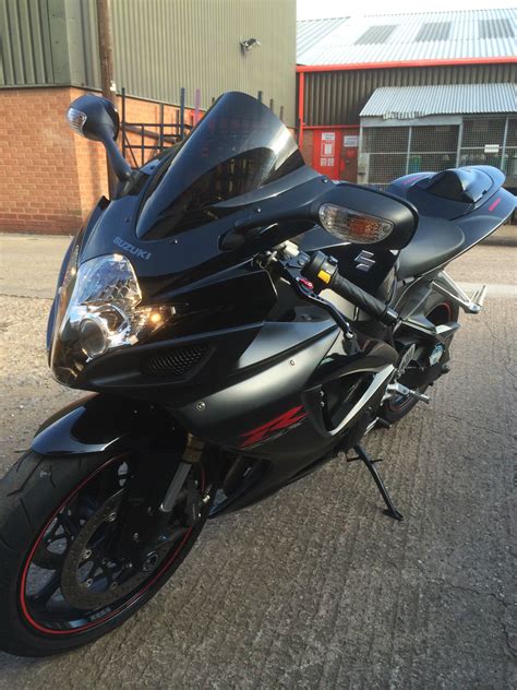 Vehicles/vessels in exceptional condition can be worth a significantly higher value than the average retail price shown. 2006 SUZUKI GSXR 600 K6 BLACK (not R6 CBR 600 ZX6R ...