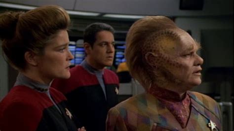 Star Trek Voyager Season 1 Episode 14 Recap