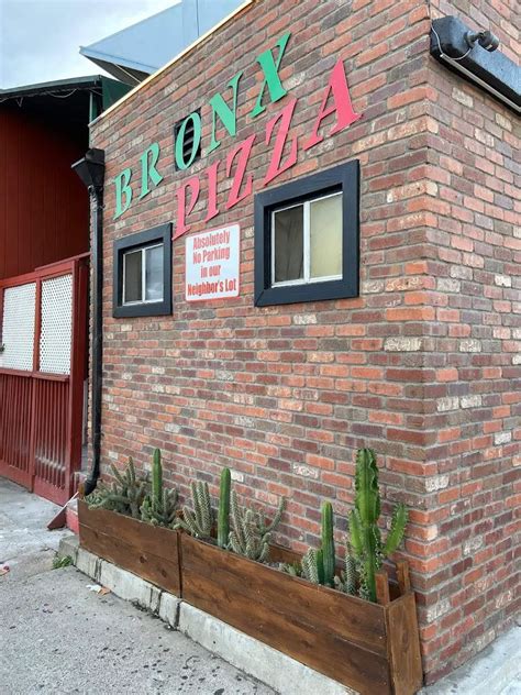 Pizza Perfection 20 Must Try Pie Places In Sunny San Diego Sandiegorcx