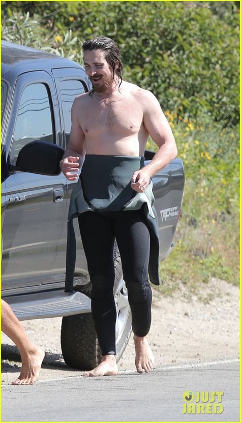 christian bale shows off his shirtless body at the beach photo 3320912 christian bale