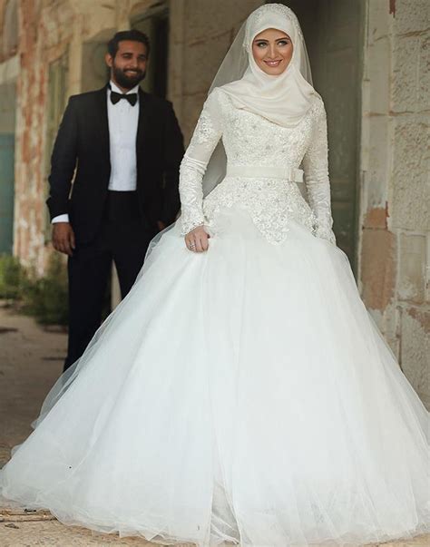 The average wedding ceremony is less than an hour, but nikah, a muslim marriage ceremony, will still likely be the shortest you've attended. Popular Long Sleeve Muslim Wedding Dress-Buy Cheap Long ...