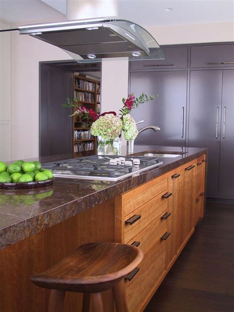 Cabinet doors are practically a magnet for sticky and unsightly grease stains, and it can be frustrating—and fruitless—to clean them without the proper supplies. Best Way To Clean Kitchen Cabinets