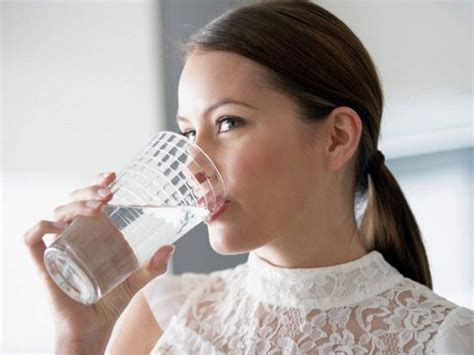 Mineralna Voda Gazirana Voda Za Zdravlje Raportba