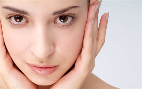 The Best Ways To Make Your Skin Smooth Naturally B7d