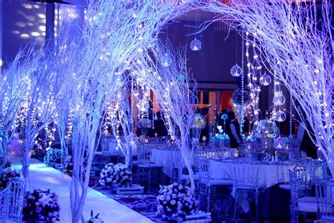 Garden wedding ideas, outdoor wedding ideas talking about outdoor weddings, a garden is without question the best option, it allows for endless and limitless ideas for your ceremony and reception. Winter-themed wedding in Manila | Wedding themes winter ...