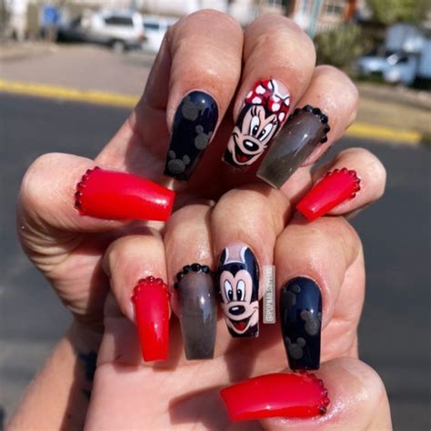 42 Mickey Mouse And Minnie Mouse Nails Black And Red Mickey And Minnie