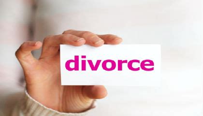 Mar 17, 2016 · an uncontested divorce costs at least $335 in total court and filing fees. Divorce Lawyer Toronto - Family Lawyer Toronto | Simple Divorce