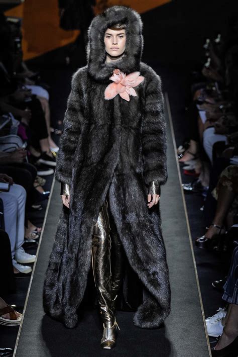 Fendi Fall Couture Fashion Show Vogue