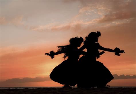 Pin By Menehune Maps On Living In Hawaii Hawaiian Dancers Hula