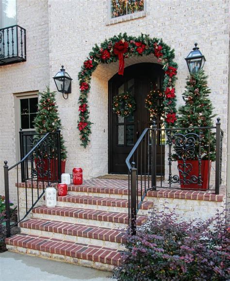 Holiday Tree Planter And Bringing Christmas To The Front Porch