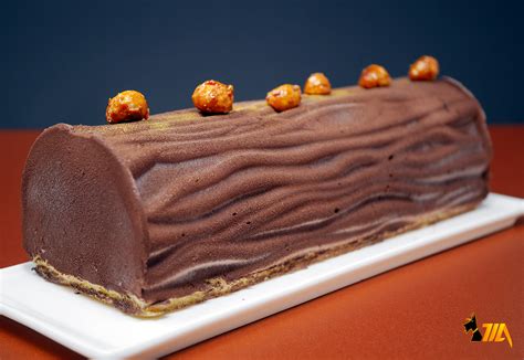 BÛCHE TROIS CHOCOLATS