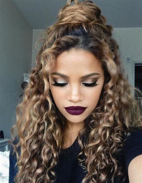 curly hair styles that are perfect for second day wear in 2020 curly hair styles hair lengths