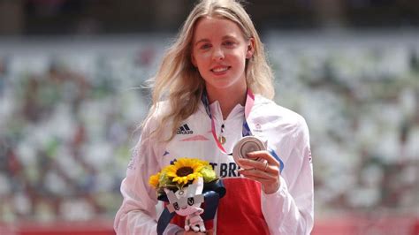 Tokyo Olympics Keely Hodgkinson Praises Leeds Beckett University Bbc