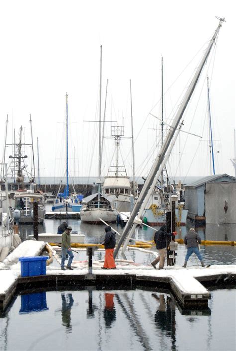 Boat Sinks At Port Angeles Boat Haven Peninsula Daily News