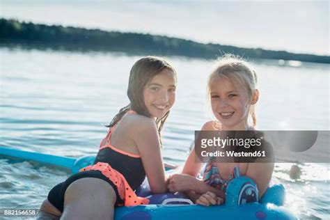 Preteen Girls Taking A Bath Photos And Premium High Res Pictures Getty Images