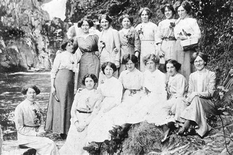 1916 Easter Rising Centenary Meet The Irish Female Rebels Who Fought