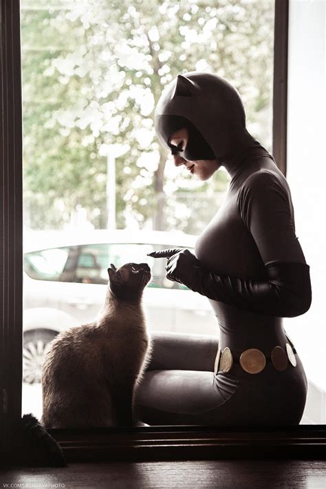 Amazing Btas Catwoman Cosplay By Kamikozero Love It Rcomicbooks