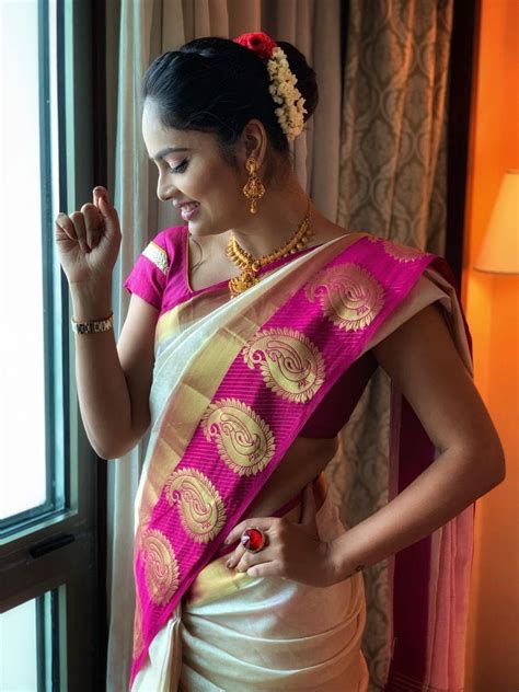 Nandita Swetha Beautiful Saree Photos Hot Pictures In Silk Saree