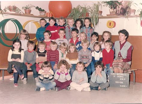 Photo de classe Classe MME RABIER dernière année maternelle de 1985