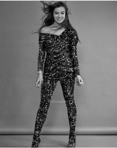 Singapore Photos She Movie Hailee Steinfeld Spider Verse Miss It Cast Long Sleeve Dress