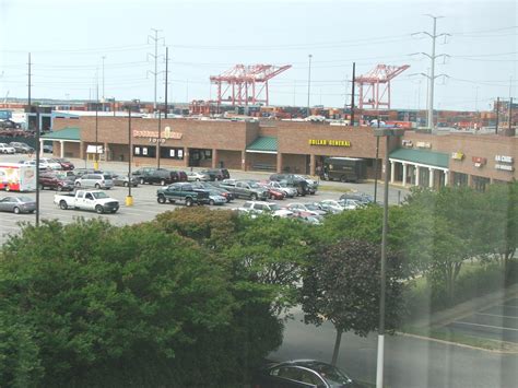 8401 Hampton Blvd, Norfolk, VA 23505 - Glenwood Shoppes | LoopNet