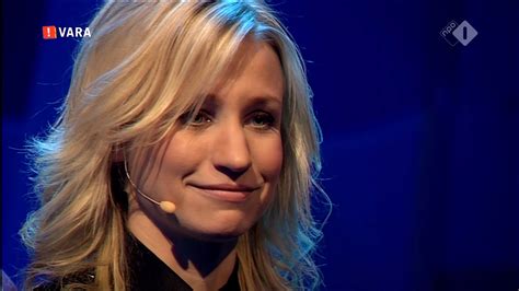 Albert verlinde, humberto tan en petertje parenclub verkneukelen zich in rtl boulevard drie keer in de rondte om clandestiene beelden van wesley/yolanthe die in een parkeergarage staan te. Dionne Stax: Dionne Stax te gast in de Kwis