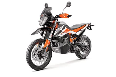 Ktm did not provide any performance figures, but we know the 790 duke claims 96.2 hp at 9000 the 790 adventure offers three ride modes: 2020 KTM 790 Adventure R Guide • Total Motorcycle