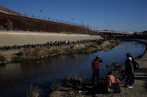Title 42 Migrants In El Paso Face Uncertainty After After Supreme