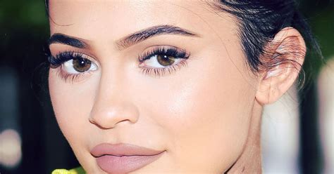 Kylie Jenner Says She Dissolved Her Lip Fillers Injections