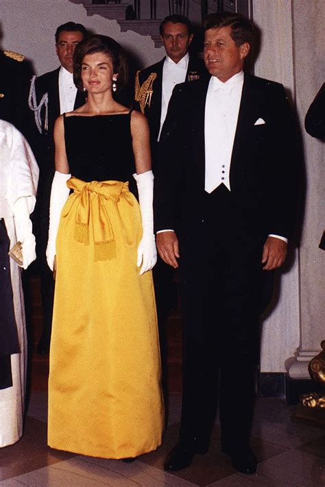 😀 Jacqueline kennedy fashion. Jackie Kennedy's Style Through the Years ...
